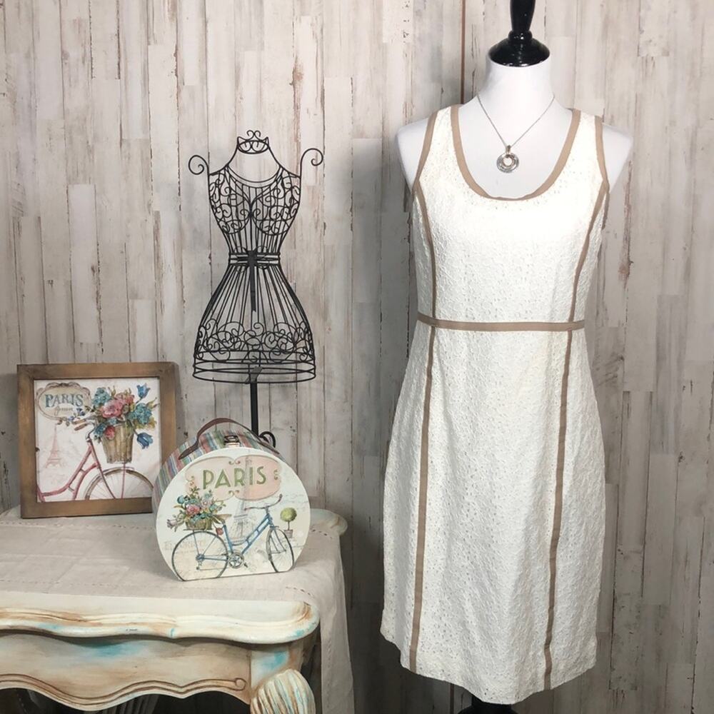 Beautiful Michael Kors Ivory Lace Dress with Tan Accents Size 8